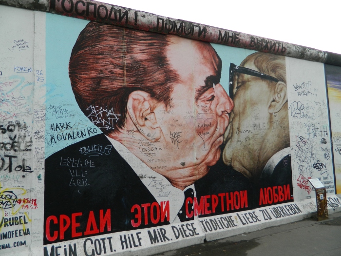 Berlin Wall Kissing Presidents